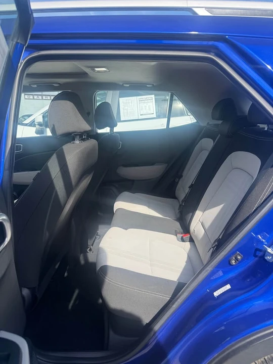 2023 Hyundai Venue - Image 5 of 8
