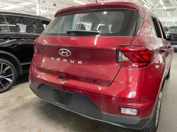 2023 Hyundai Venue - Image 4 of 11