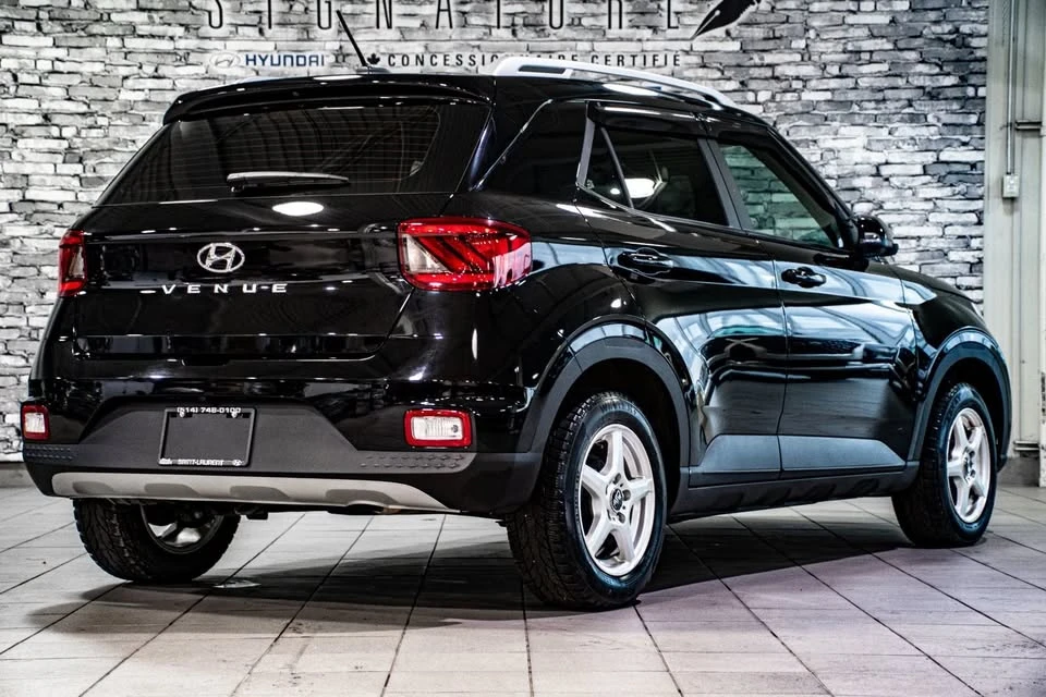 2023 Hyundai Venue - Image 10 of 20