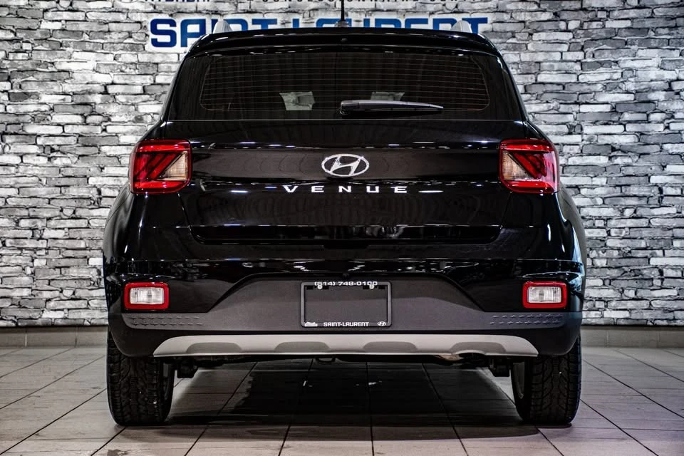 2023 Hyundai Venue - Image 12 of 20