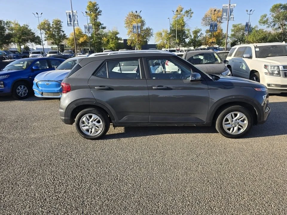 2023 Hyundai Venue - Image 6 of 15