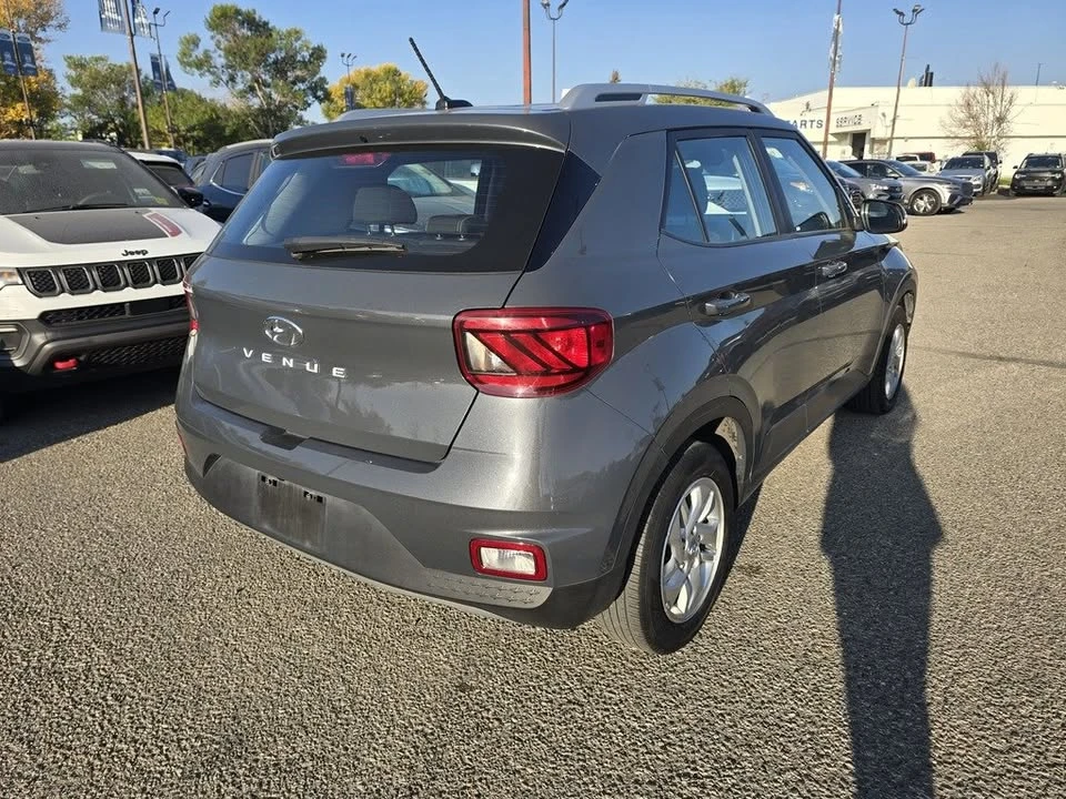 2023 Hyundai Venue - Image 7 of 15