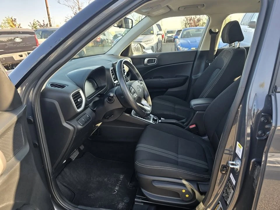 2023 Hyundai Venue - Image 14 of 15