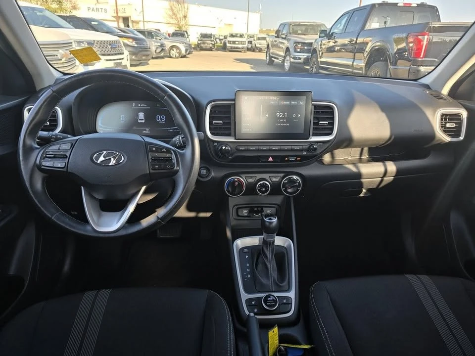 2023 Hyundai Venue - Image 11 of 15