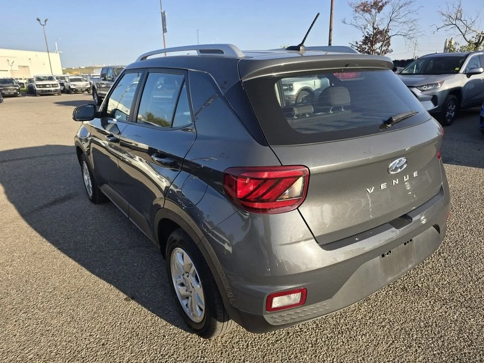 2023 Hyundai Venue - Image 2 of 15