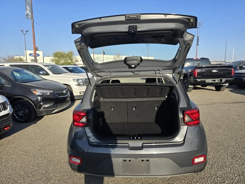 2023 Hyundai Venue - Image 15 of 15