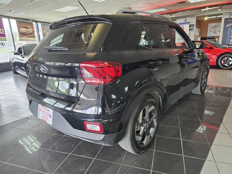 2023 Hyundai Venue - Image 4 of 20