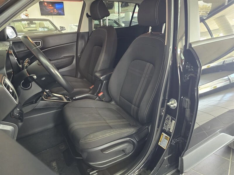 2023 Hyundai Venue - Image 9 of 20