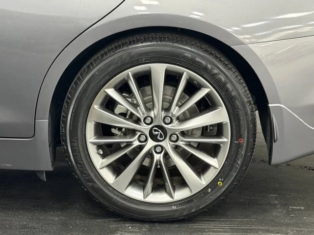 2023 Infiniti - Image 16 of 31