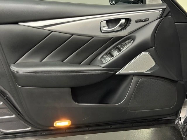 2023 Infiniti - Image 19 of 31