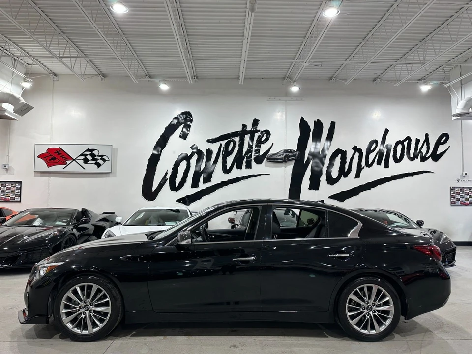 2023 Infiniti Q50 - Image 2 of 11