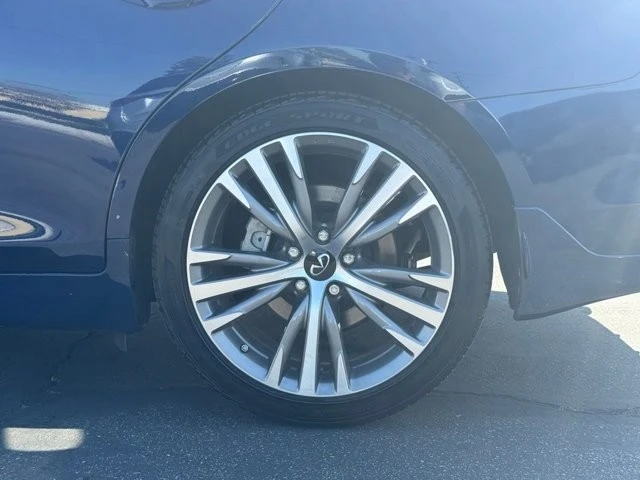 2023 Infiniti - Image 15 of 31