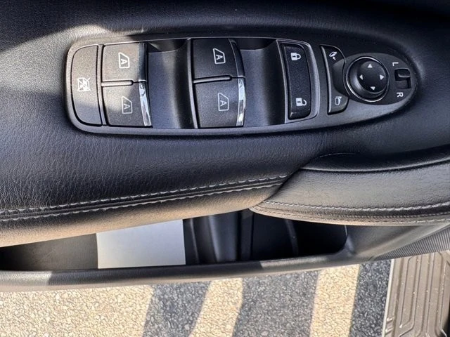 2023 Infiniti QX80 - Image 17 of 21