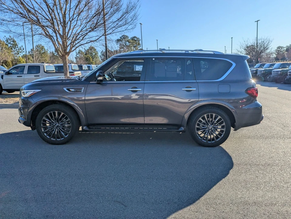 2023 Infiniti QX80 - Image 7 of 12