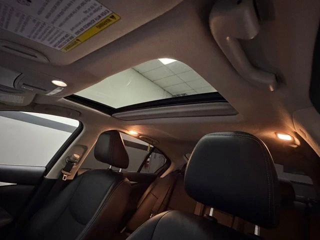 2023 Infiniti Q50 - Image 26 of 31
