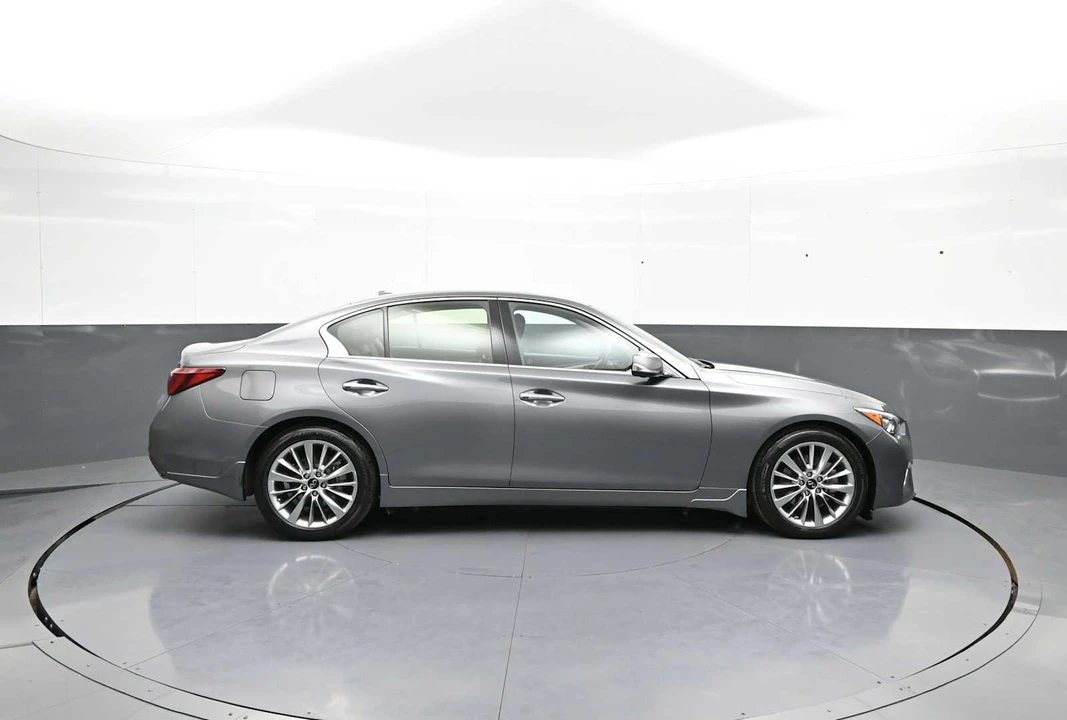 2023 Infiniti Q50 - Image 5 of 31