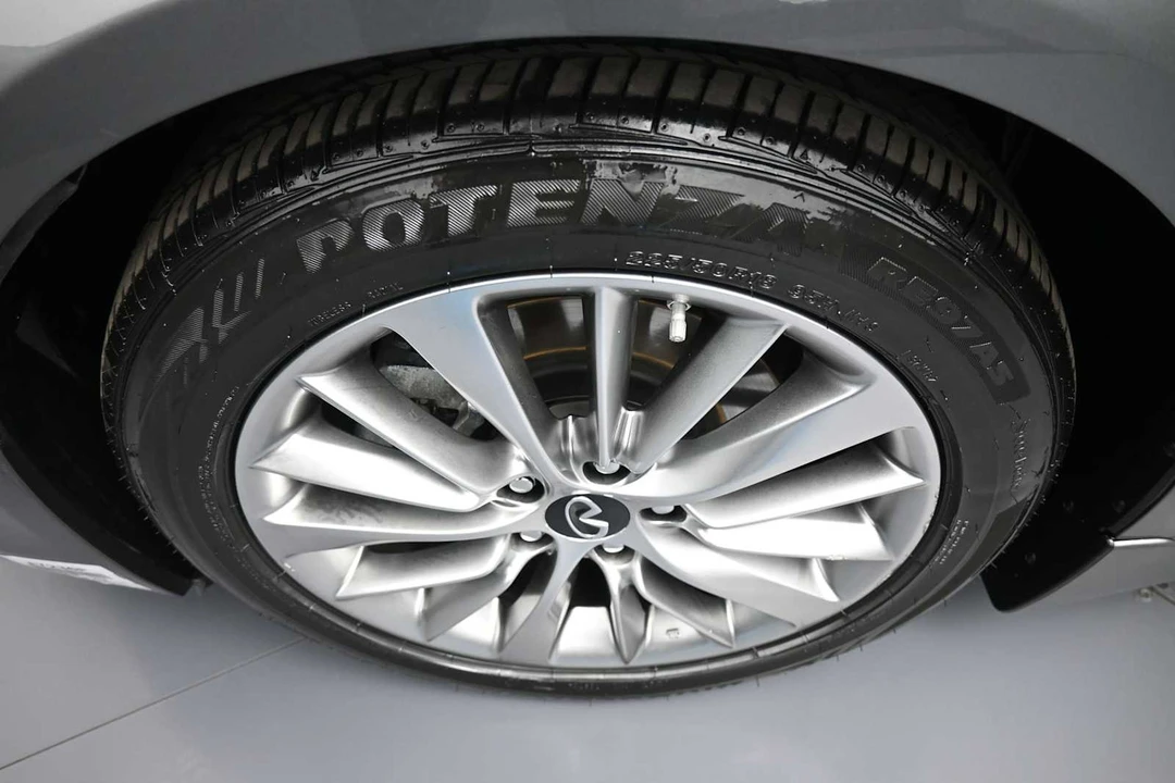 2023 Infiniti Q50 - Image 14 of 31