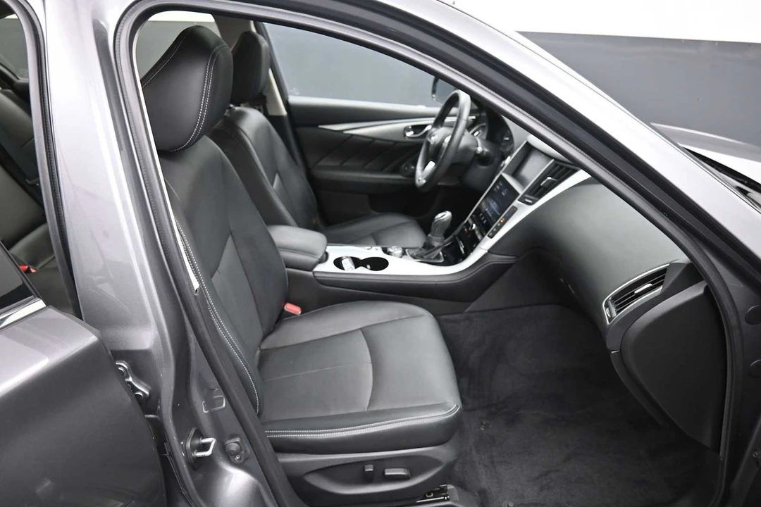 2023 Infiniti Q50 - Image 26 of 31