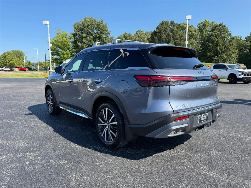 2023 Infiniti QX60 2nd Gen - Image 5 of 31