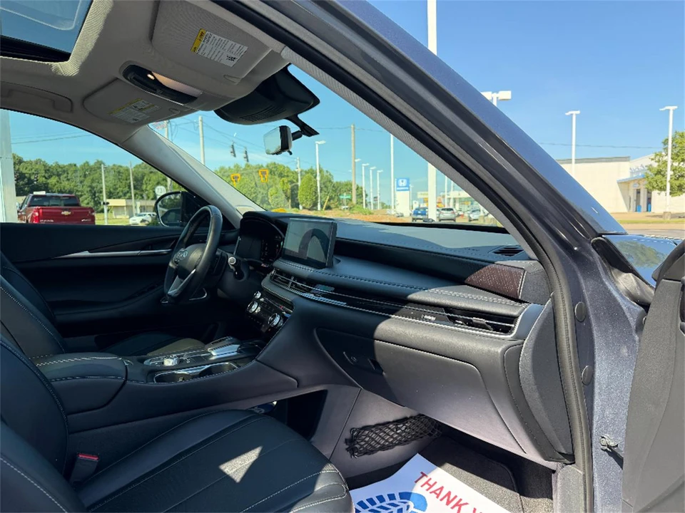 2023 Infiniti QX60 2nd Gen - Image 19 of 31