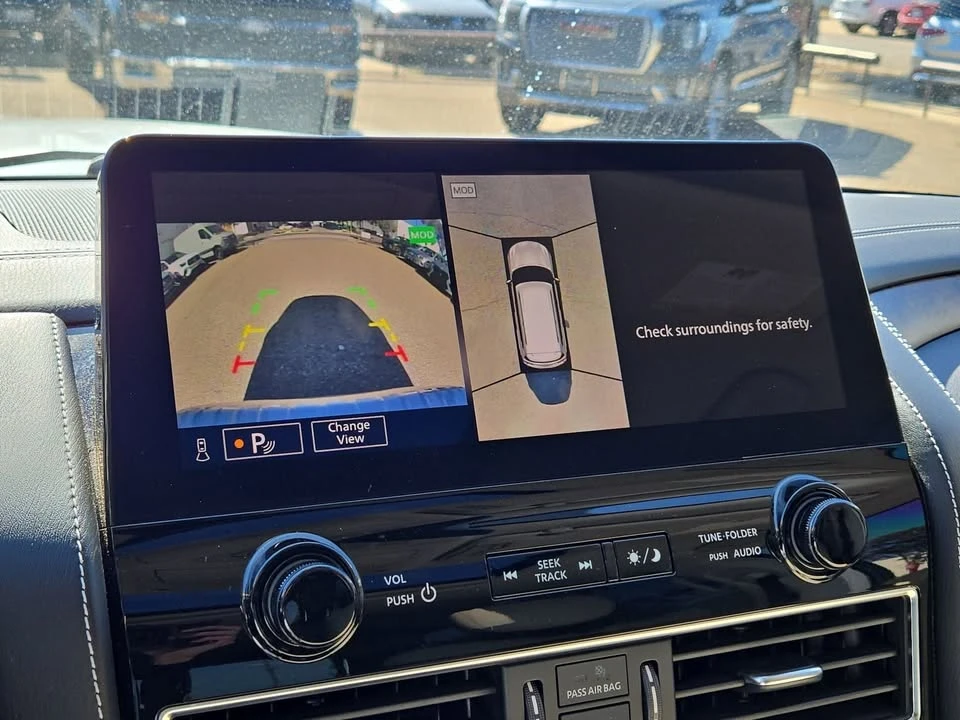 2023 Infiniti QX80 - Image 9 of 11