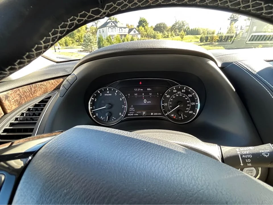 2023 Infiniti QX80 - Image 8 of 9