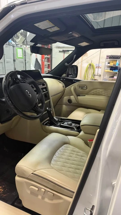 2023 Infiniti QX80 - Image 4 of 5