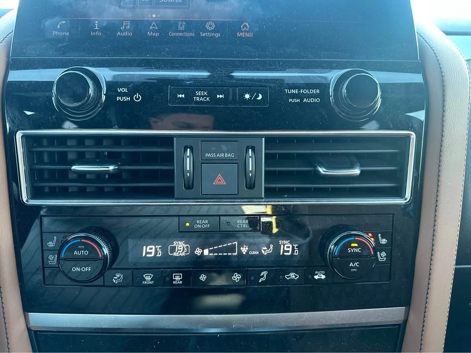 2023 Infiniti QX80 - Image 17 of 18