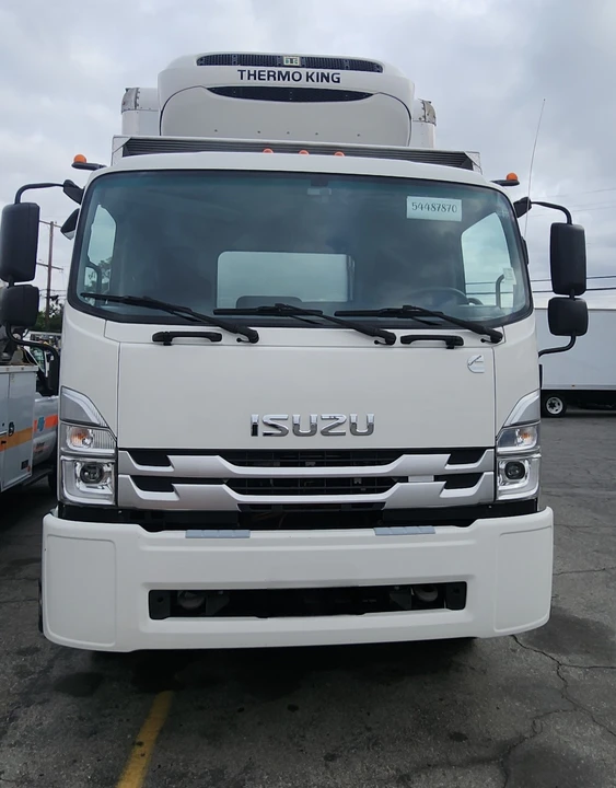 2023 Isuzu Elf - Image 22 of 31