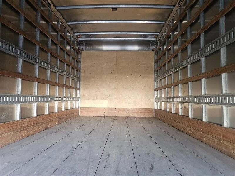 2023 Isuzu Elf - Image 7 of 15