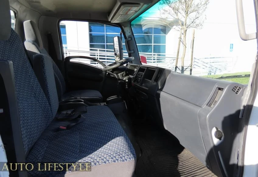 2023 Isuzu Elf - Image 16 of 21