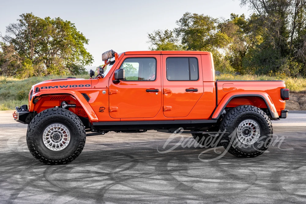 2023 Jeep JT Gladiator - Image 17 of 31