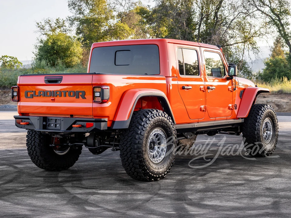 2023 Jeep JT Gladiator - Image 2 of 31