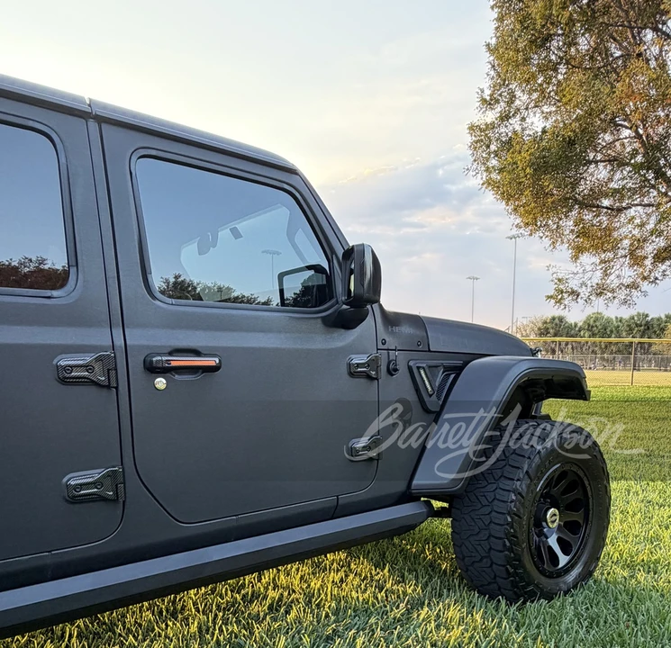2023 Jeep JT Gladiator - Image 10 of 31