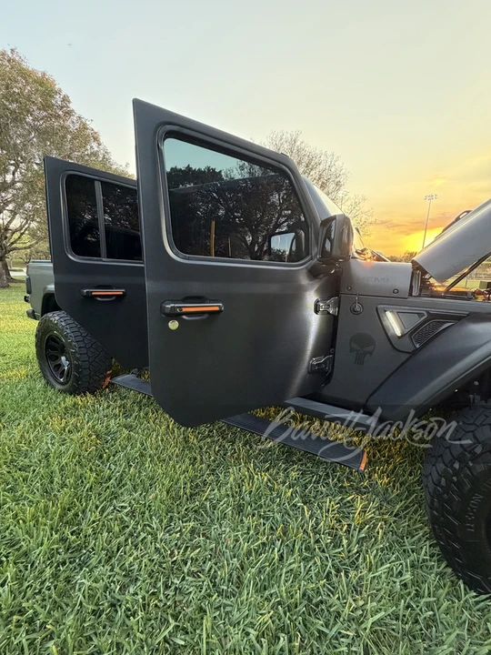 2023 Jeep JT Gladiator - Image 20 of 31