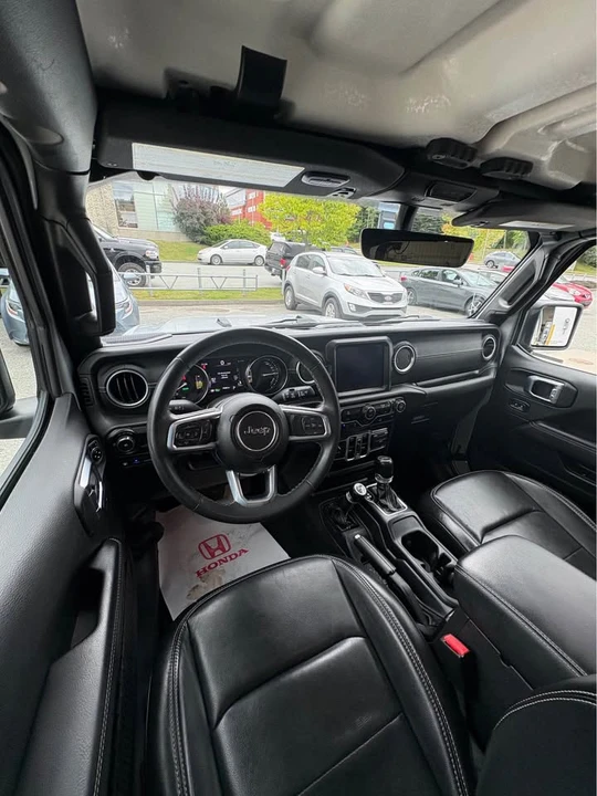 2023 Jeep JL Wrangler - Image 5 of 5