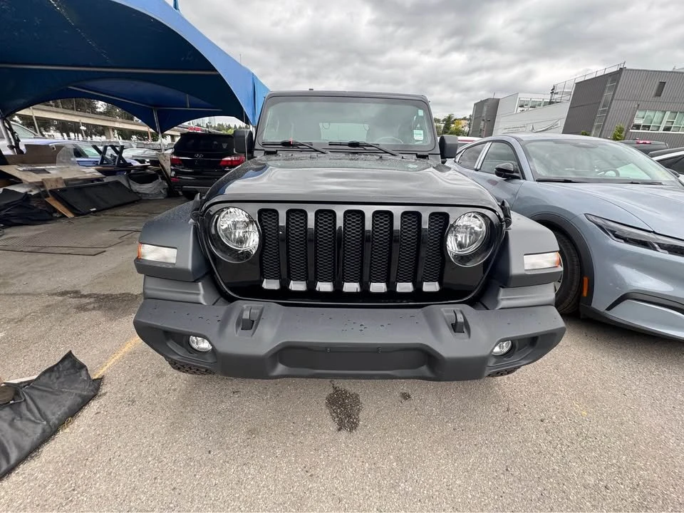 2023 Jeep JL Wrangler - Image 2 of 12