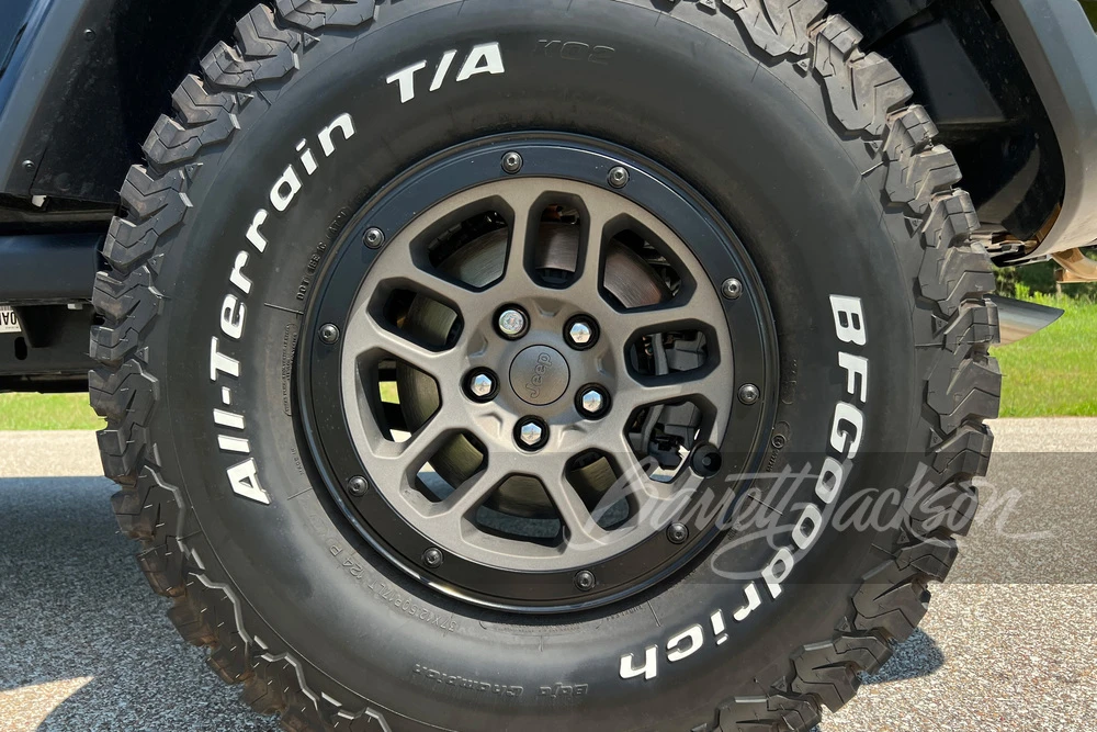 2023 Jeep JL Wrangler - Image 6 of 15