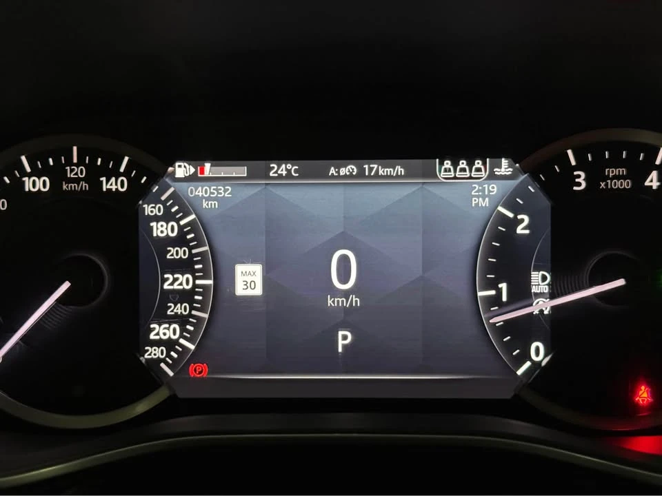 2023 Jaguar F-Pace - Image 12 of 17
