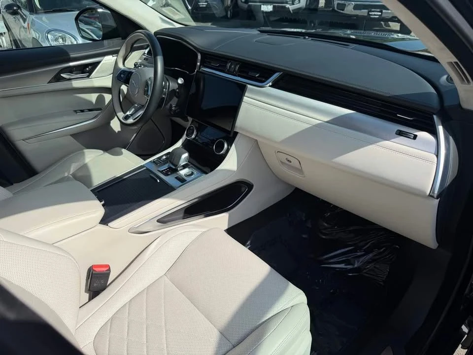 2023 Jaguar F-Pace - Image 17 of 20