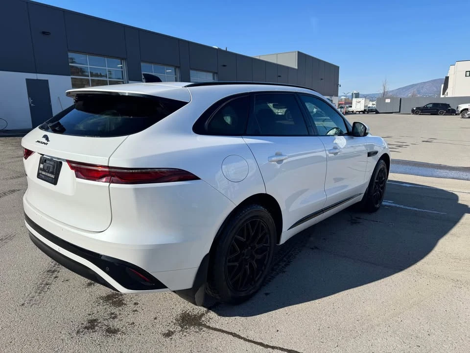 2023 Jaguar F-Pace - Image 4 of 15