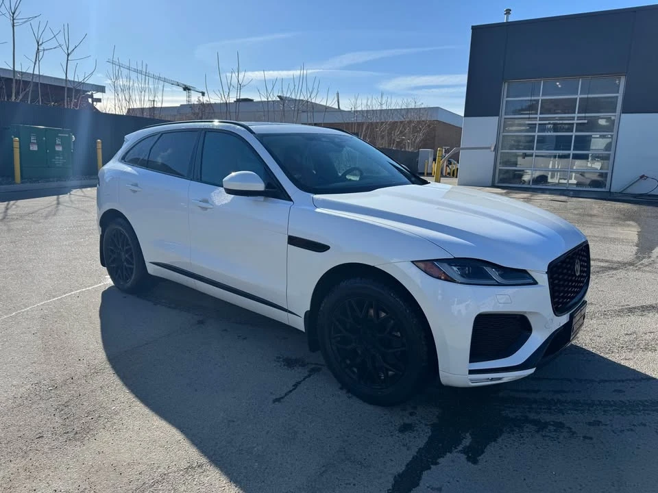 2023 Jaguar F-Pace - Image 5 of 15