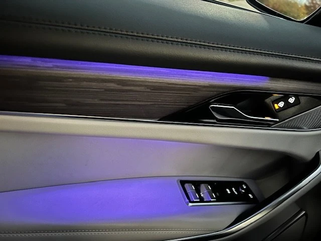 2023 Jaguar F-Pace - Image 12 of 20