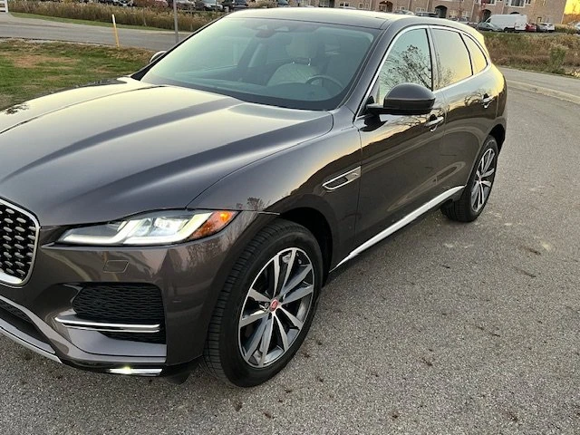2023 Jaguar F-Pace - Image 2 of 20