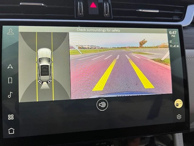 2023 Jaguar F-Pace - Image 13 of 20