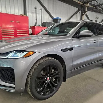 2023 Jaguar F-PACE P400 R-Dynamic S