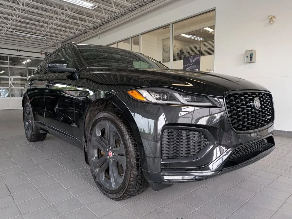 2023 Jaguar F-Pace - Image 3 of 10