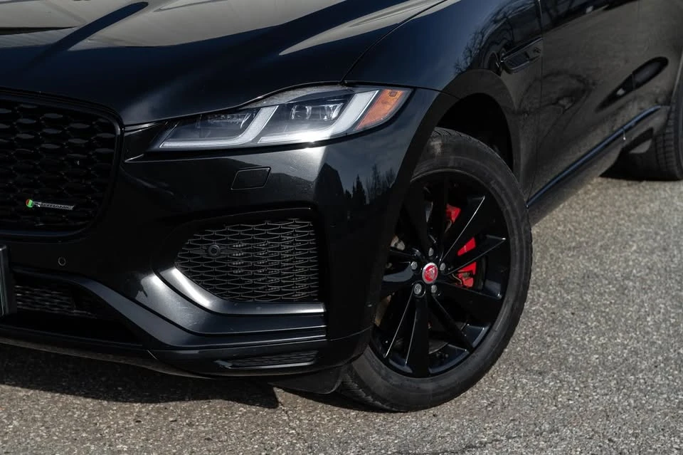 2023 Jaguar F-Pace - Image 16 of 20