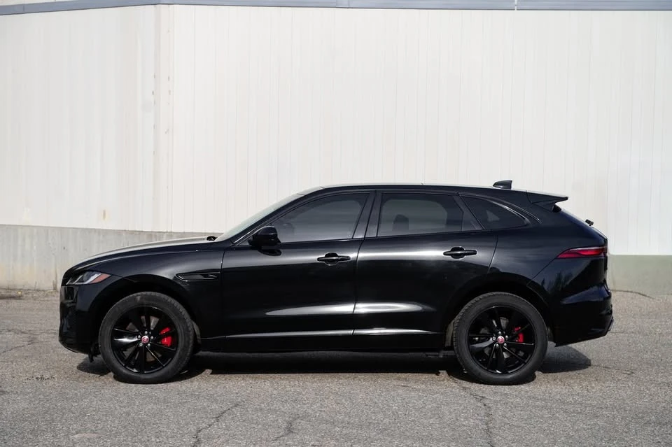 2023 Jaguar F-Pace - Image 3 of 20