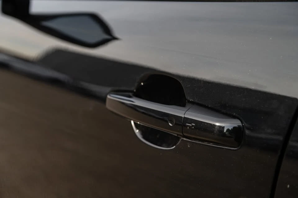 2023 Jaguar F-Pace - Image 11 of 20